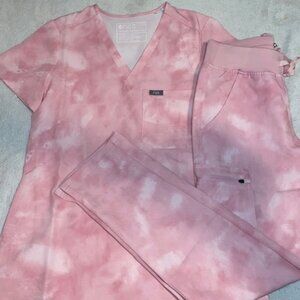 Figs Pink Scrub Set